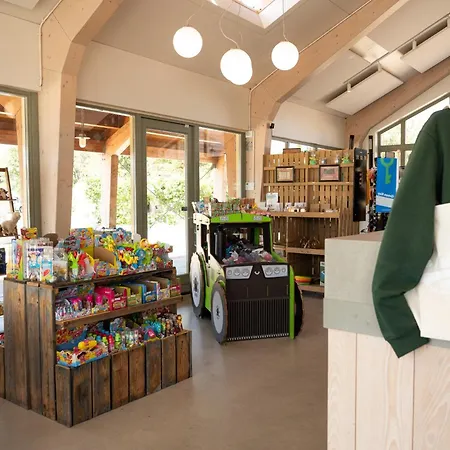 4 Personen 칼란트소그